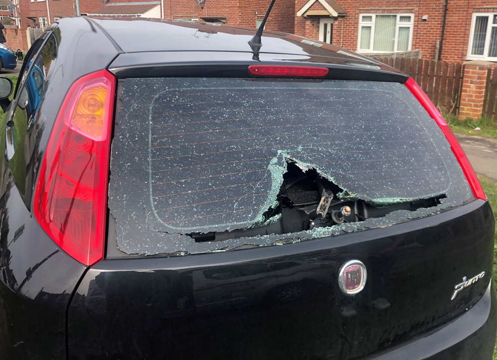 vandalised-back-window Vandalised rear window